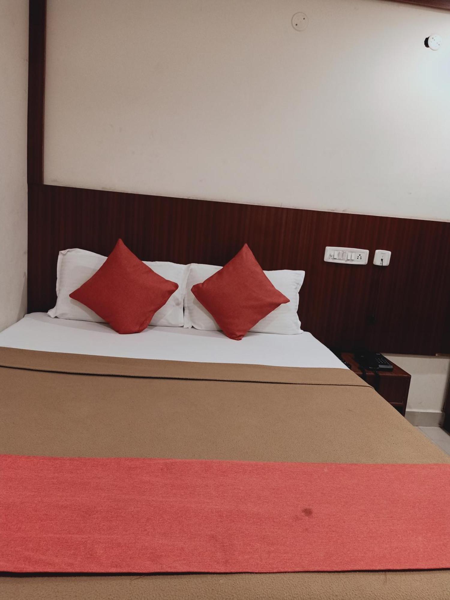 Hotel Neem Tree Hyderabad Airport Shamshabad Εξωτερικό φωτογραφία