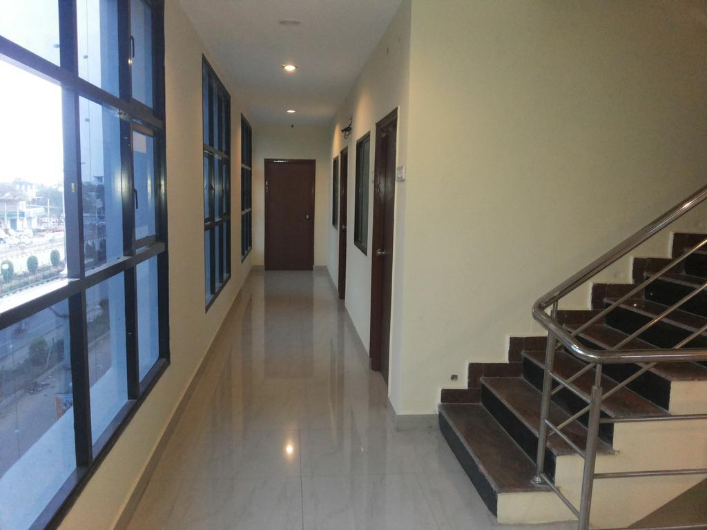 Hotel Neem Tree Hyderabad Airport Shamshabad Εξωτερικό φωτογραφία